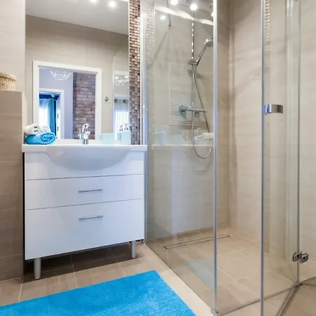 Apartament Muszelka Na Solnej Z Garazem アパート *